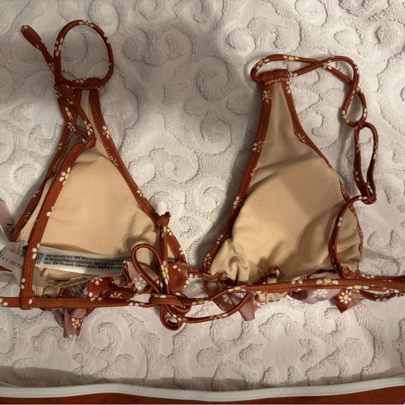 NWT Victoria’s Secret Swim Floral Triangle Bikini Ruffle Top Bikini Set S M - Picture 4 of 9